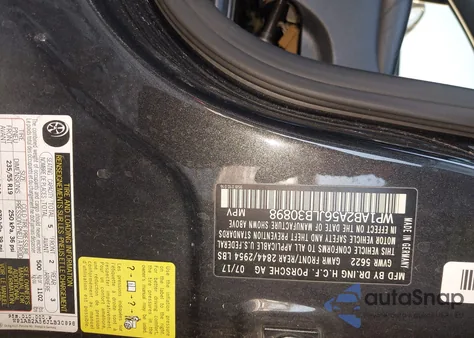 2018 Porsche Macan S from USA, damaged, VIN WP1AB2A56JLB30898